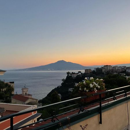 Vesuvio View Bed & Breakfast Vico Equense Ngoại thất bức ảnh