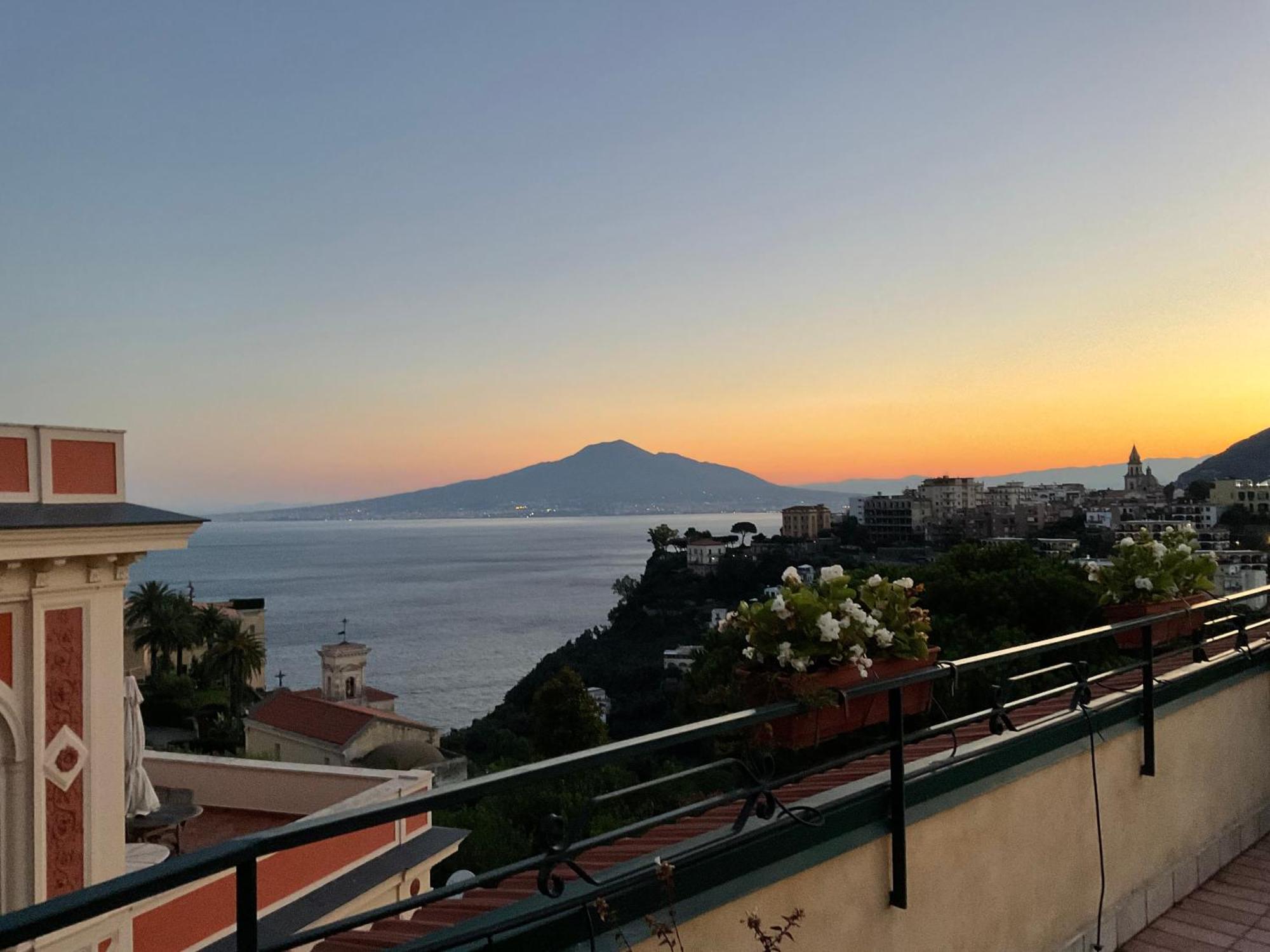 Vesuvio View Bed & Breakfast Vico Equense Ngoại thất bức ảnh