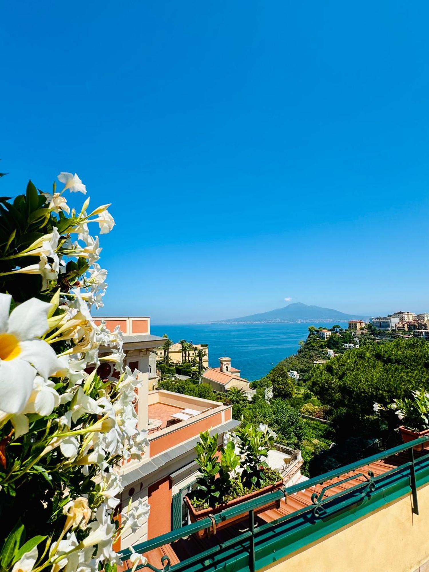Vesuvio View Bed & Breakfast Vico Equense Ngoại thất bức ảnh