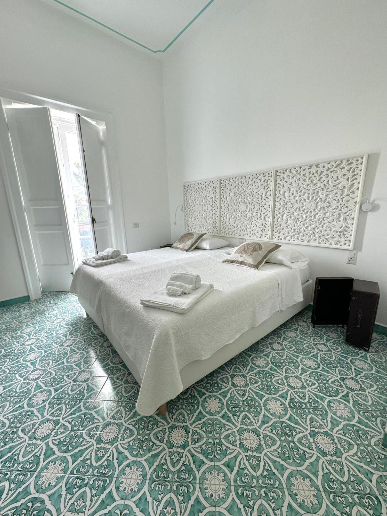Vesuvio View Bed & Breakfast Vico Equense Ngoại thất bức ảnh