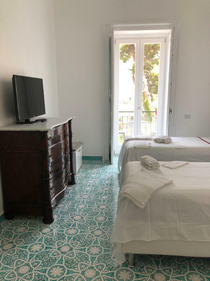 Vesuvio View Bed & Breakfast Vico Equense Ngoại thất bức ảnh